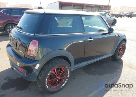 2008 Mini Cooper S from USA, damaged, VIN WMWMF73528TV32261